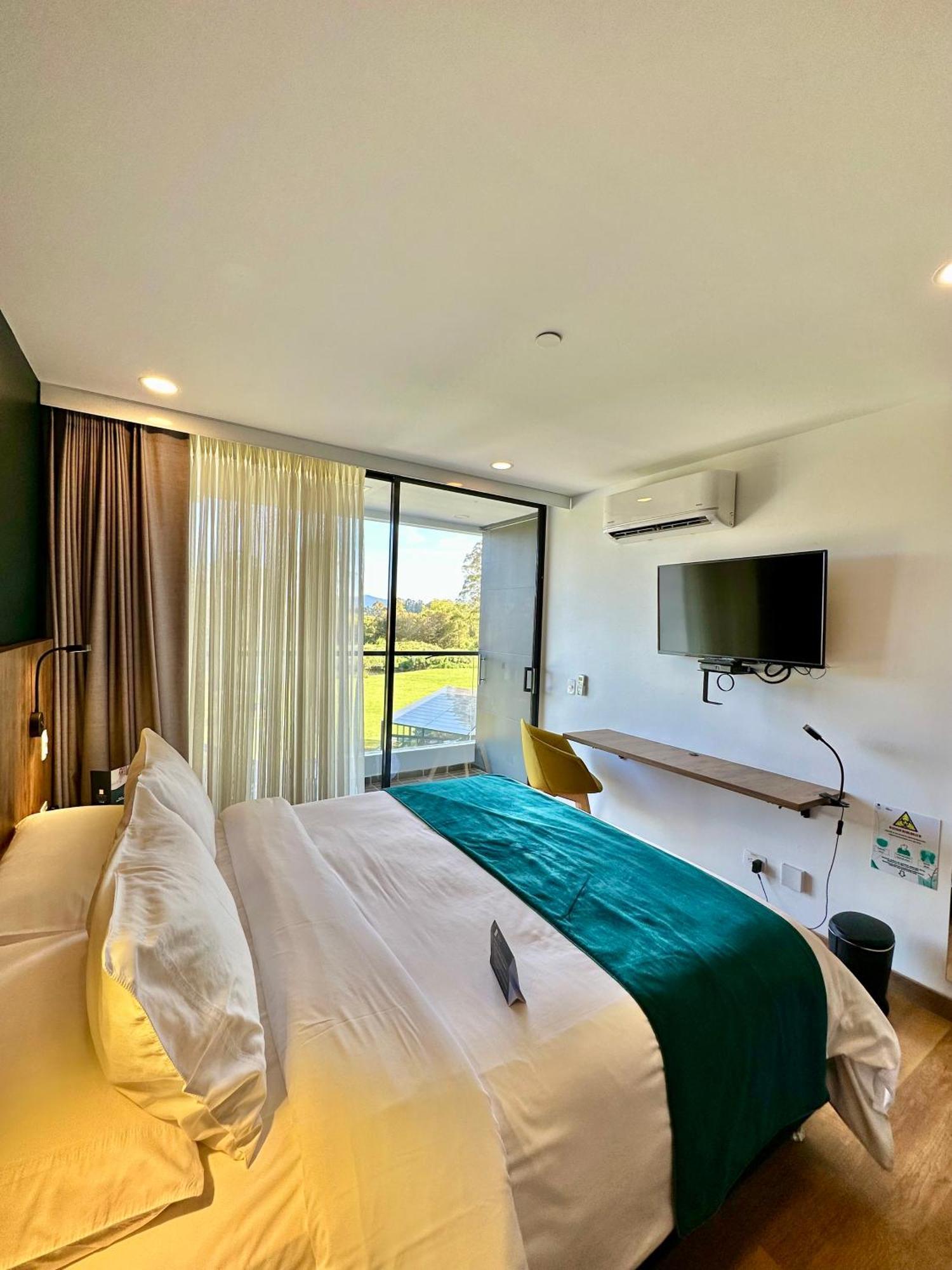 Hotel Lagoon Rionegro Kültér fotó